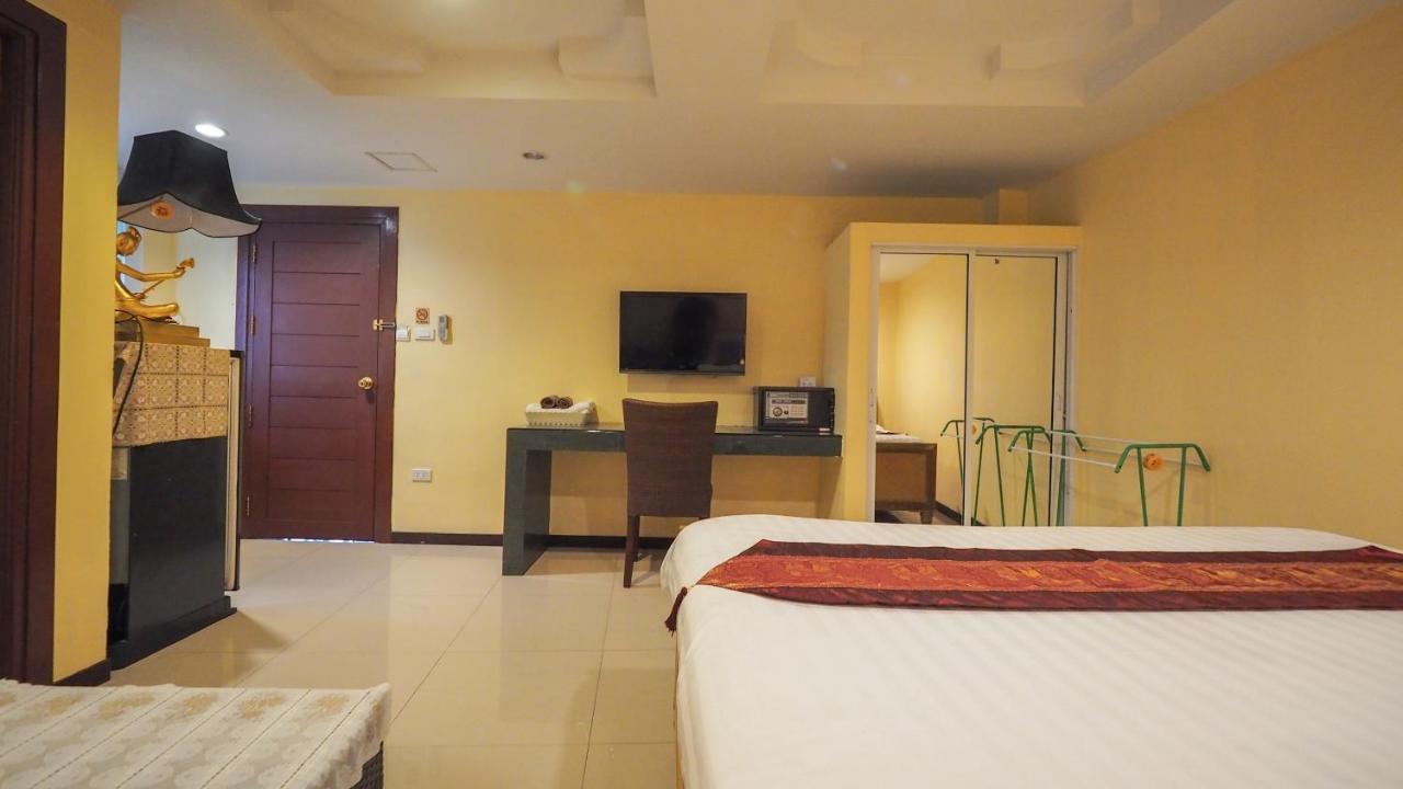 Joy House Jomtien Beach Extérieur photo