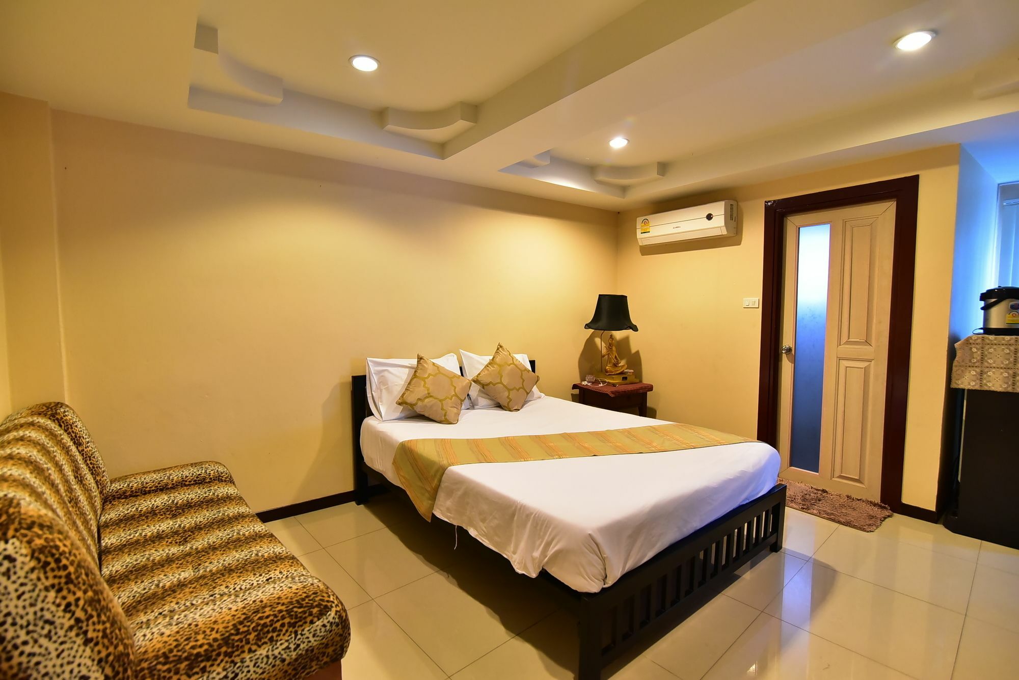 Joy House Jomtien Beach Extérieur photo